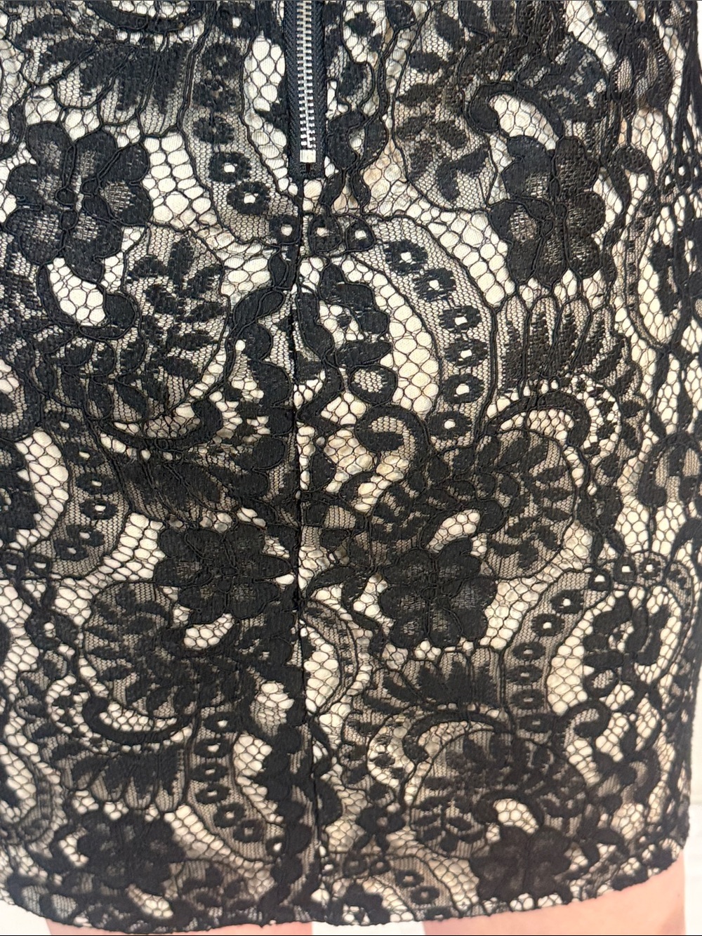 BLITHE LOS ANGELES BLACK COLD-SHOULDER LACE MIDI DRESS SZ M - Picture 10 of 10